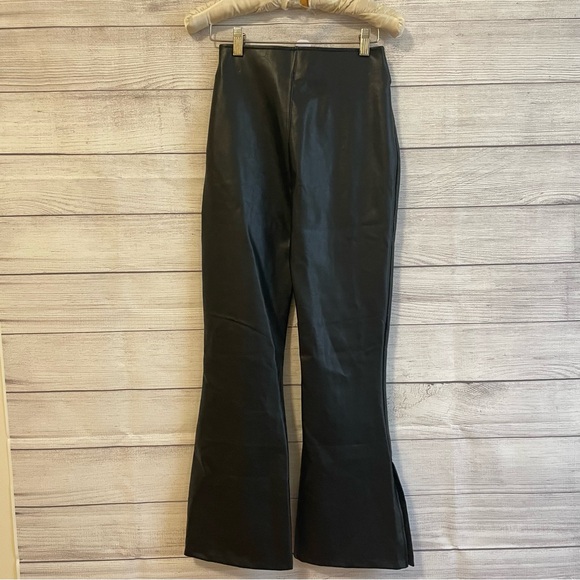 NWT Abercrombie Vegan Leather Split Hem Flare Black Pants - Picture 5 of 6